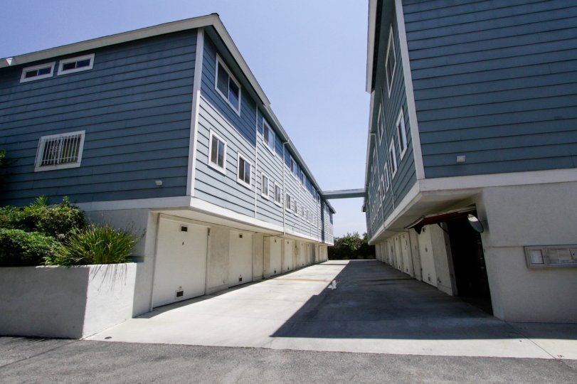 Burbank Townhomes Sherman Oaks CA